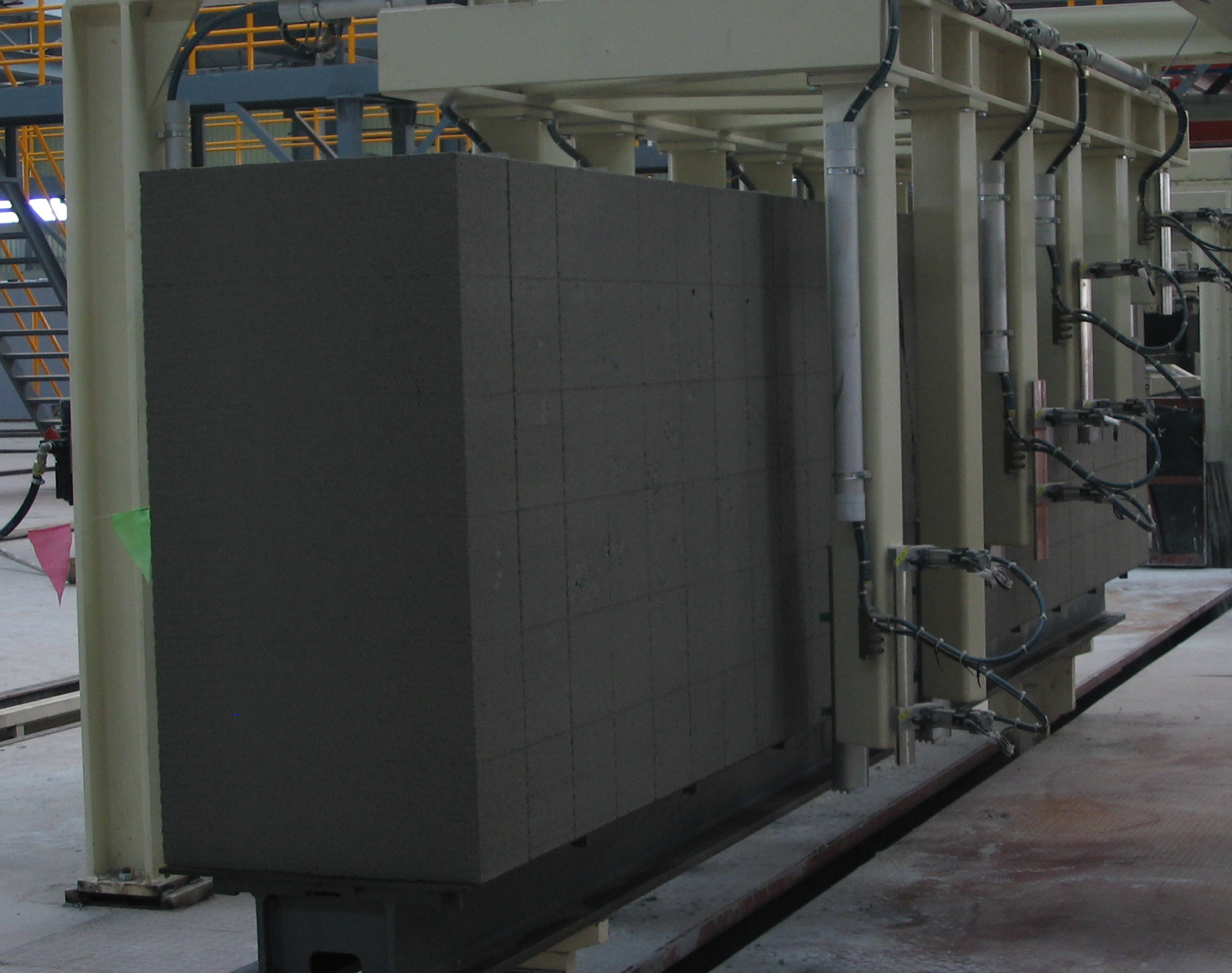 Ligne de production de machine de fabrication de blocs de sable AAC